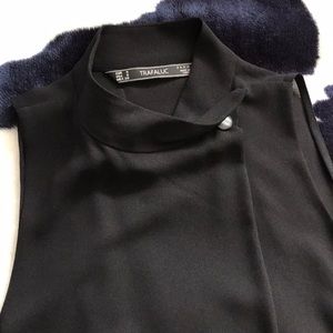 Zara sleeveless blouse